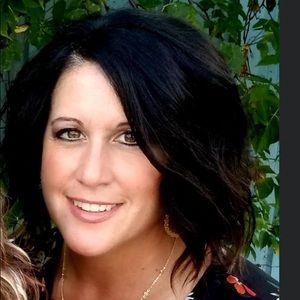 Meet your Posher, Chalie